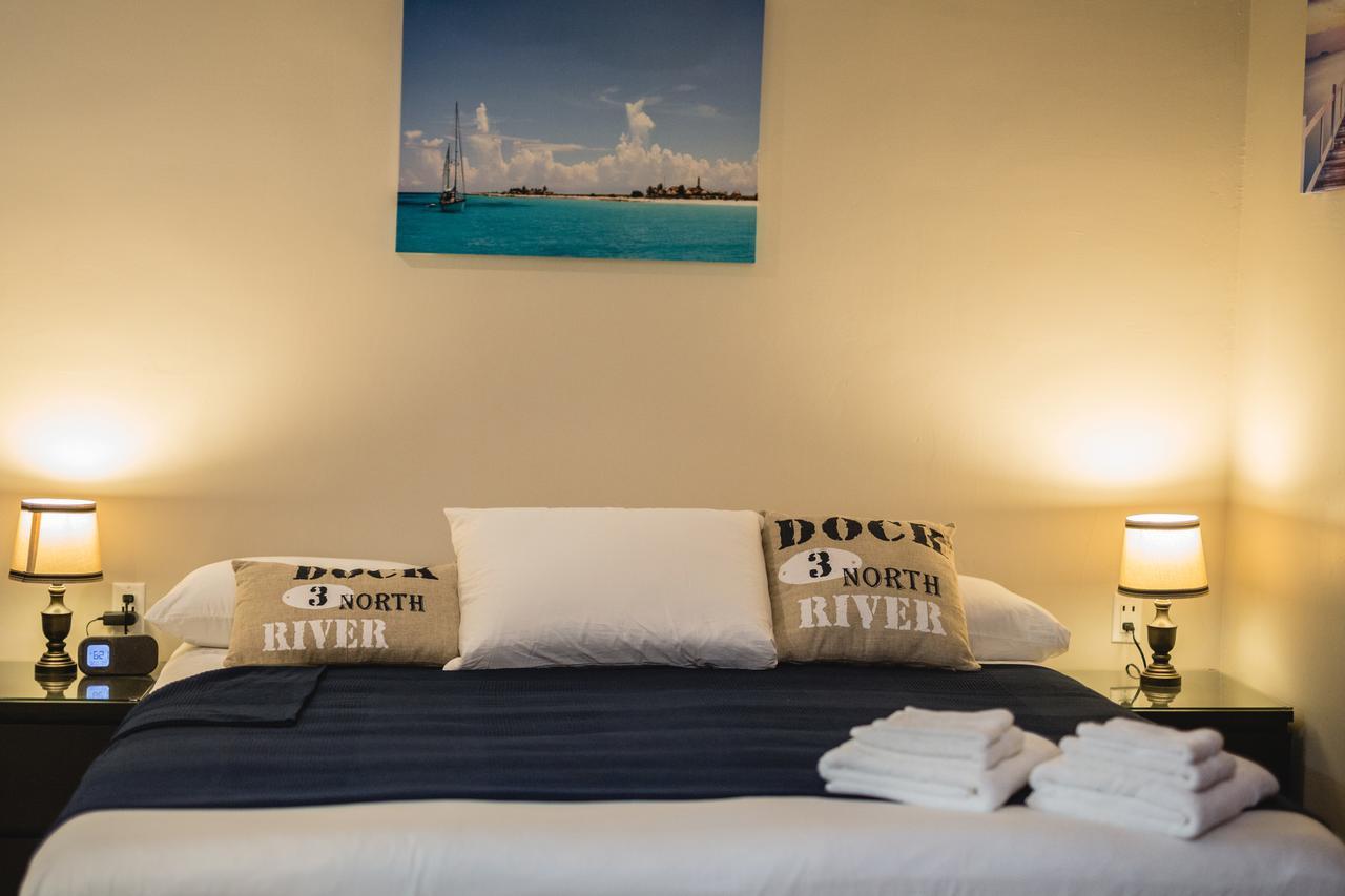 The Pier Beach Inn & Suites 威廉斯塔德 外观 照片