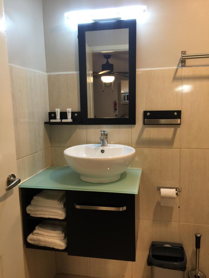 The Pier Beach Inn & Suites 威廉斯塔德 外观 照片
